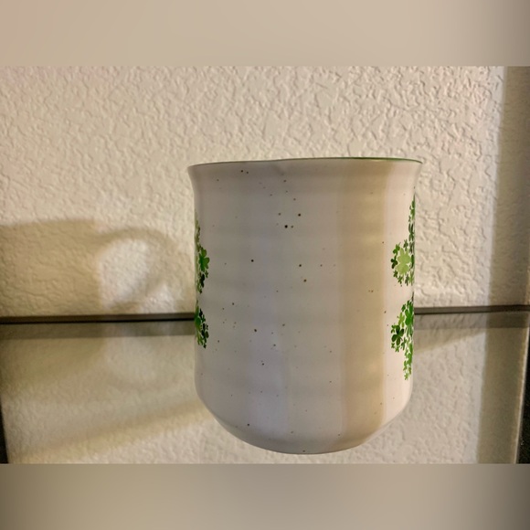 NEW Green Shamrock Hand Painted 18oz Mug St. Patrick’s Day Irish Coffee Tea Cup - Picture 14 of 15